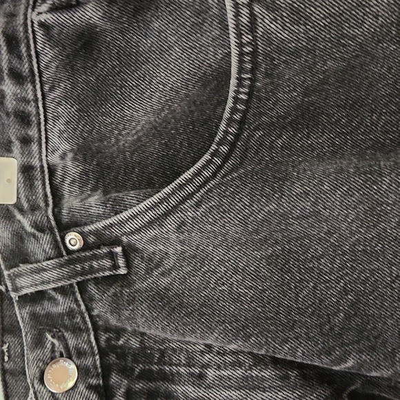 Wrangler, Black Jeans, 32 X 32 in Great Shape, Hardly Worn, 3 Front 2 Bk Pockets - Picture 4 of 10